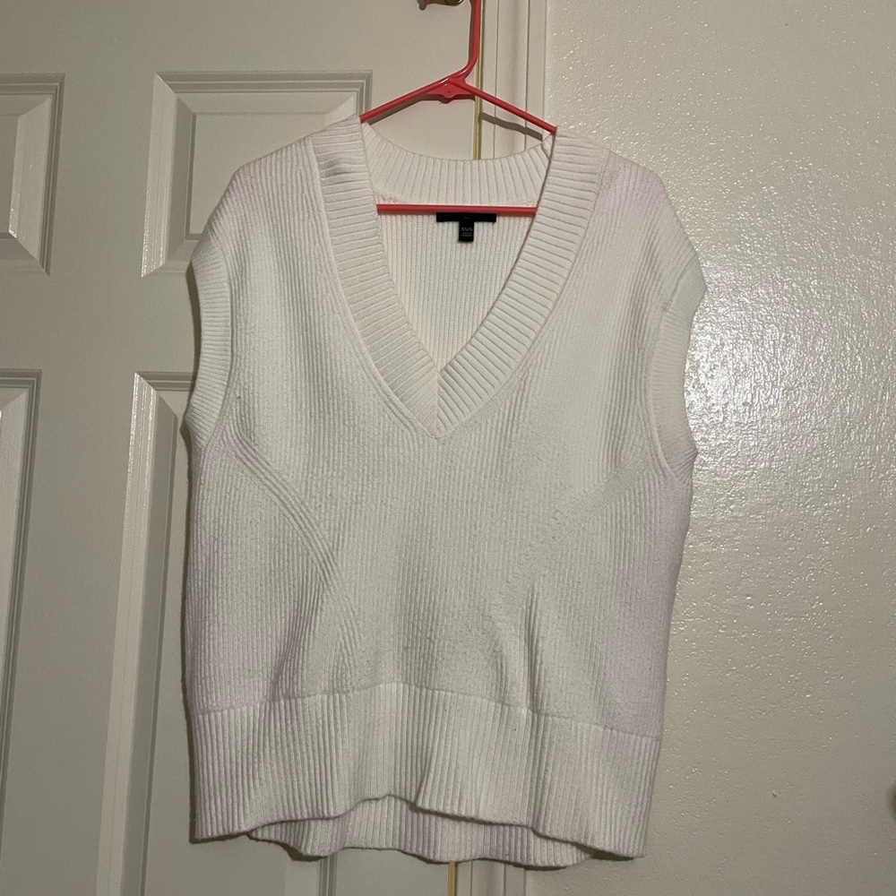 Banana Republic Cream Knit Sweater Vest